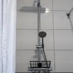 بيت شباب Gar'is *