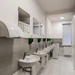 Gar'is بيت شباب