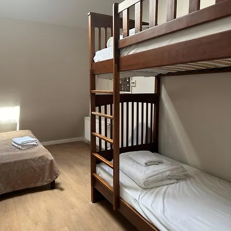 Gar'is Hostel *